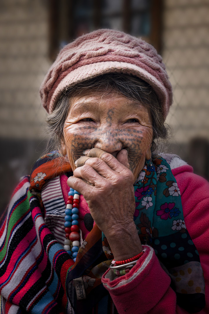 Luo Yun - Life-of-Face-tatooed-Women-7